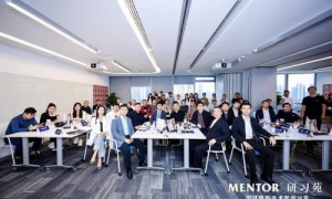 精彩回顾  朱云院长受邀出席筋膜层丰胸导师带教会，赋能行业新篇章。